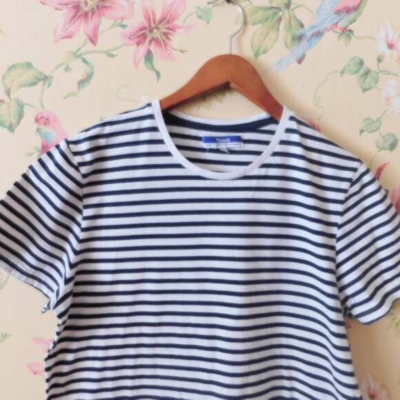 🌊 Nautical Striped T-Shirt 🌊🌊 - Picture 4 of 11